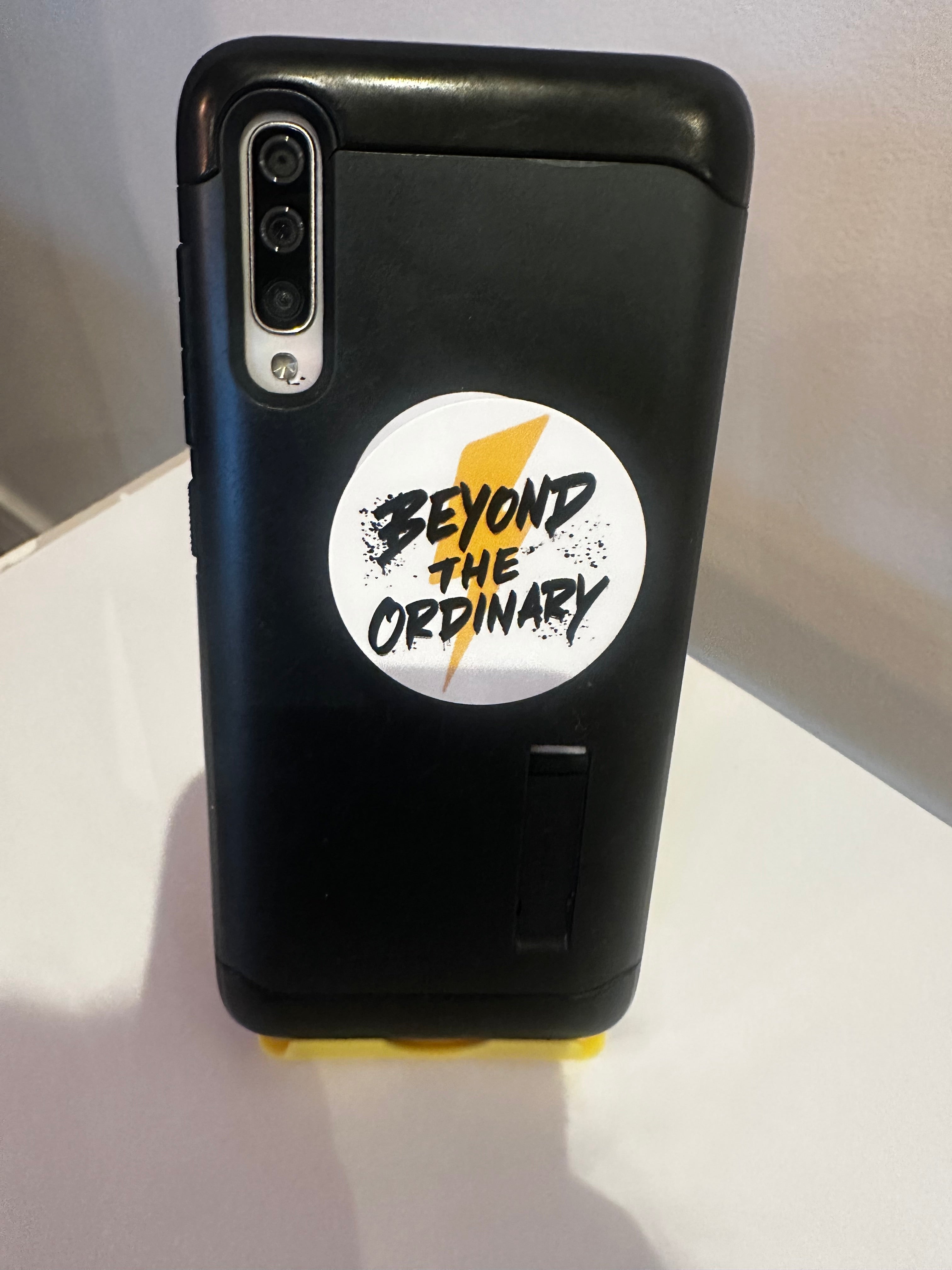 Clutch & Co 'Beyond The Ordinary' Phone Pop Sockets